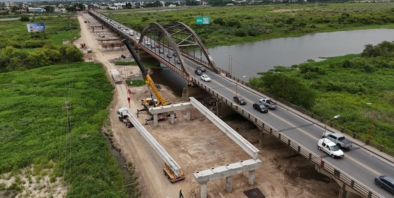 El nuevo puente Carretero ya tiene “más de la mitad de la estructura lista”