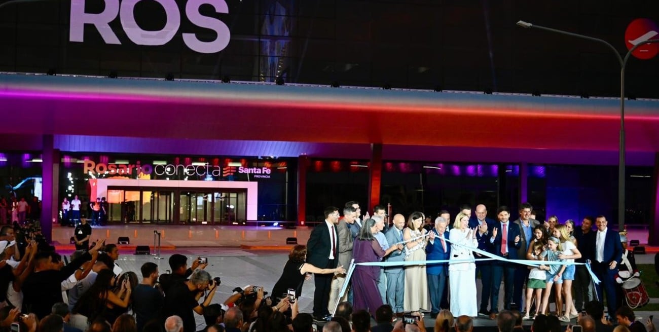 Pullaro inauguró el nuevo Aeropuerto de Rosario: “Hoy nos convertimos en la capital del interior de la República Argentina”