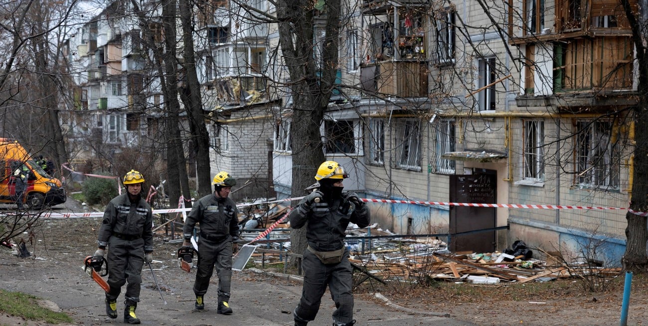 Rusia intensifica los bombardeos y Zelenski advierte: "No quieren terminar la guerra"