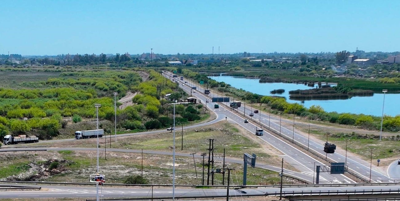 Choque y tumbos en la circunvalación oeste de Santa Fe