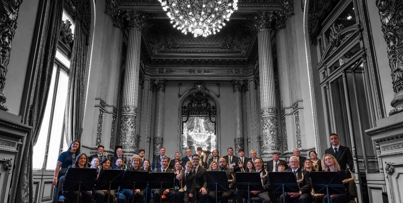 Una obra, dos comunidades y un escenario histórico: Felicia y Pilar en el Teatro Colón
