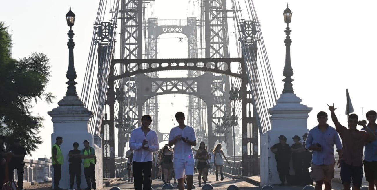 Año Nuevo en la playa: los santafesinos recibieron el 2026 en la Costanera Oeste
