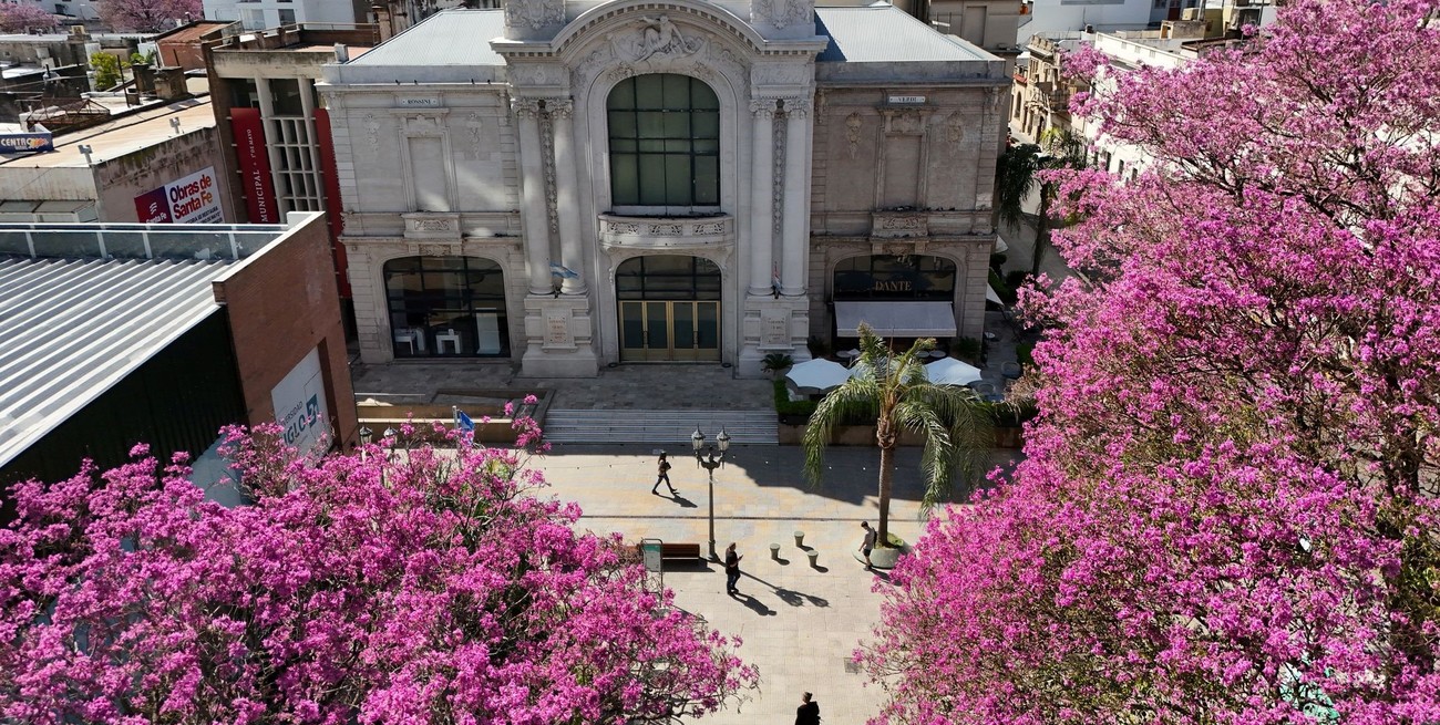 Obras en el hall del Teatro Municipal: se cayó la licitación, pero el municipio ya evalúa alternativas