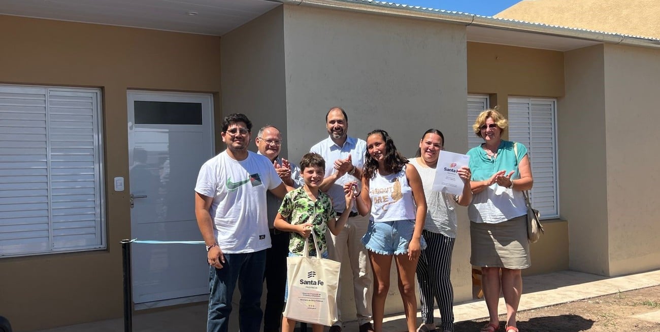 Entrega de nuevas viviendas y escrituras fortalece el arraigo en Ramona