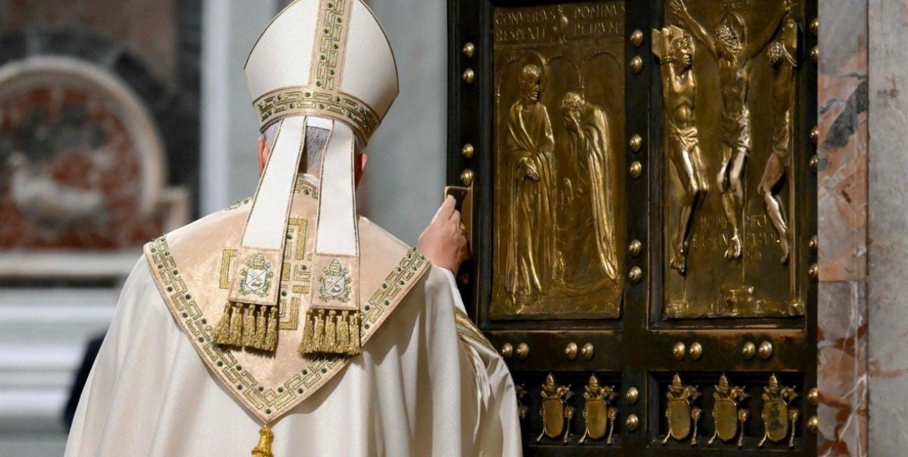 León XIV cerró el Año Santo y llamó a una Iglesia abierta, solidaria y comprometida con los más vulnerables