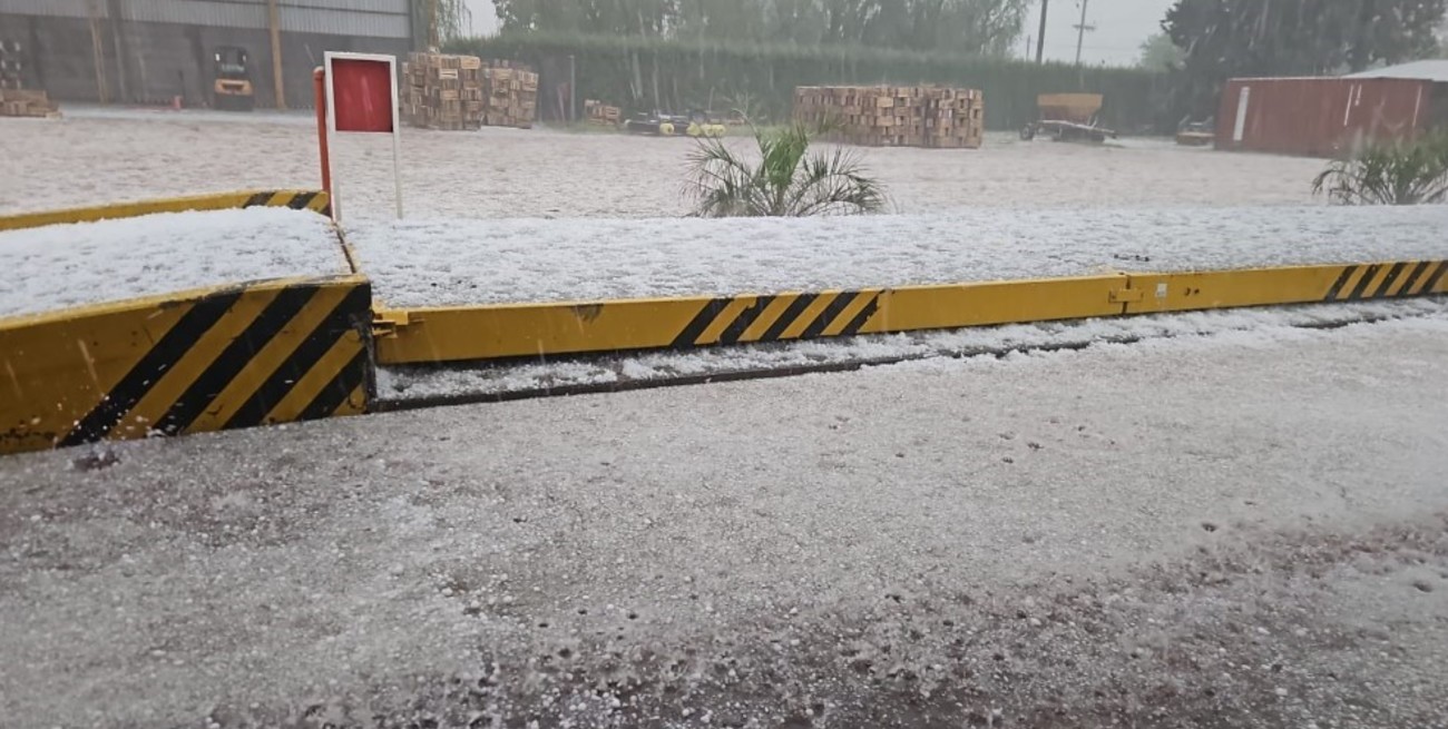 Justo un año después, un temporal de lluvia, viento y granizo volvió a asolar a Mendoza