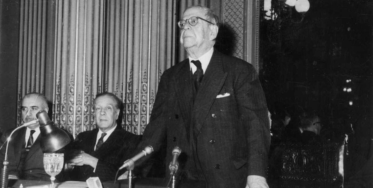 Un poeta en la redacción: Arturo Capdevila y su visita a El Litoral hace 90 años