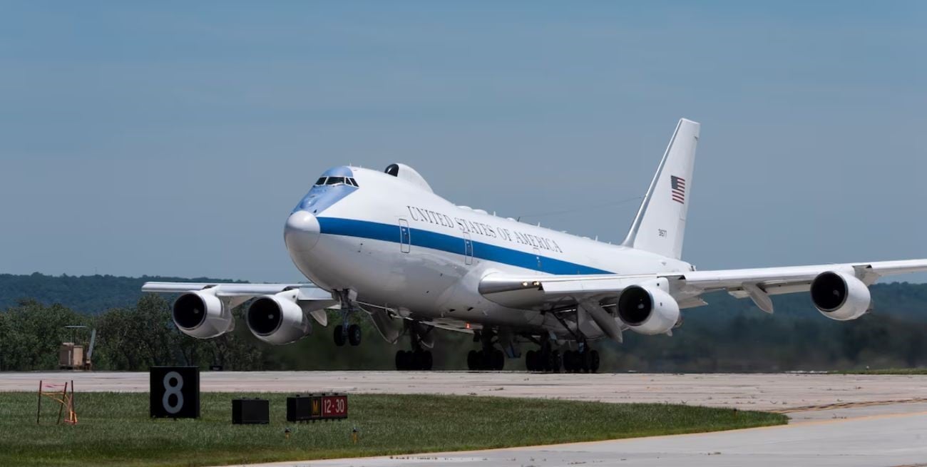 El "Avión del Fin del Mundo" de EE. UU. vuelve a surcar los cielos tras 51 años y genera atención global