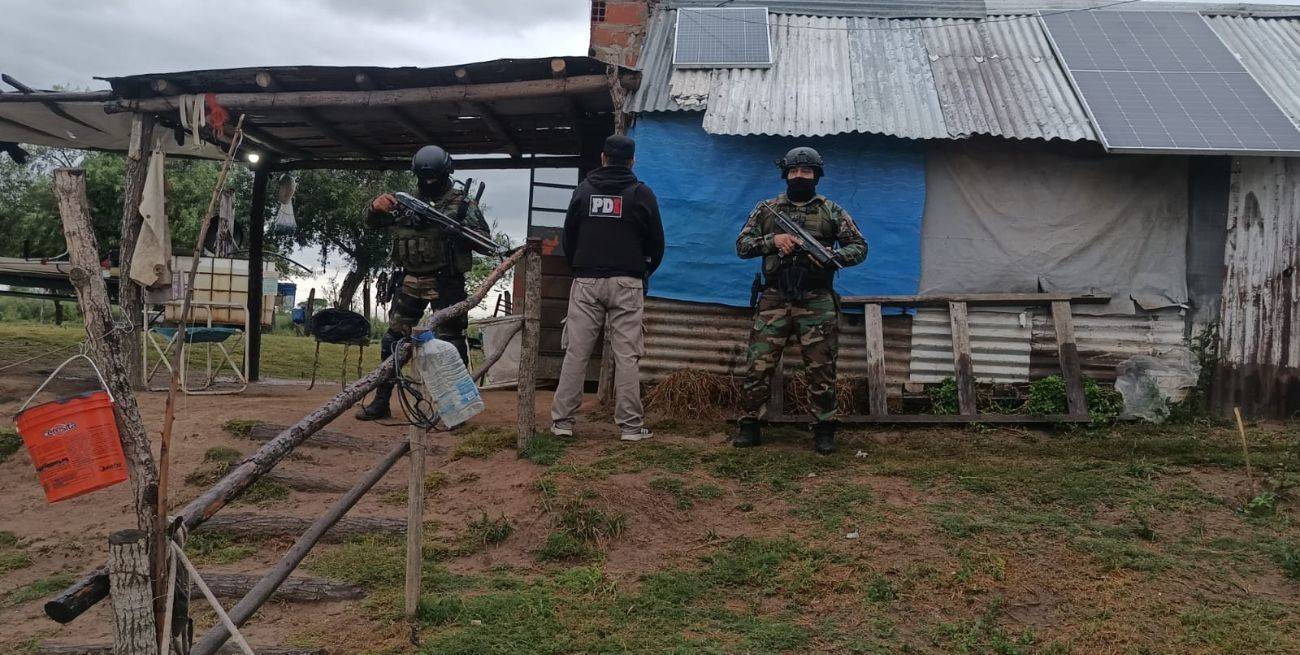 Dos detenidos por el doble crimen de los primos hallados muertos en una canoa