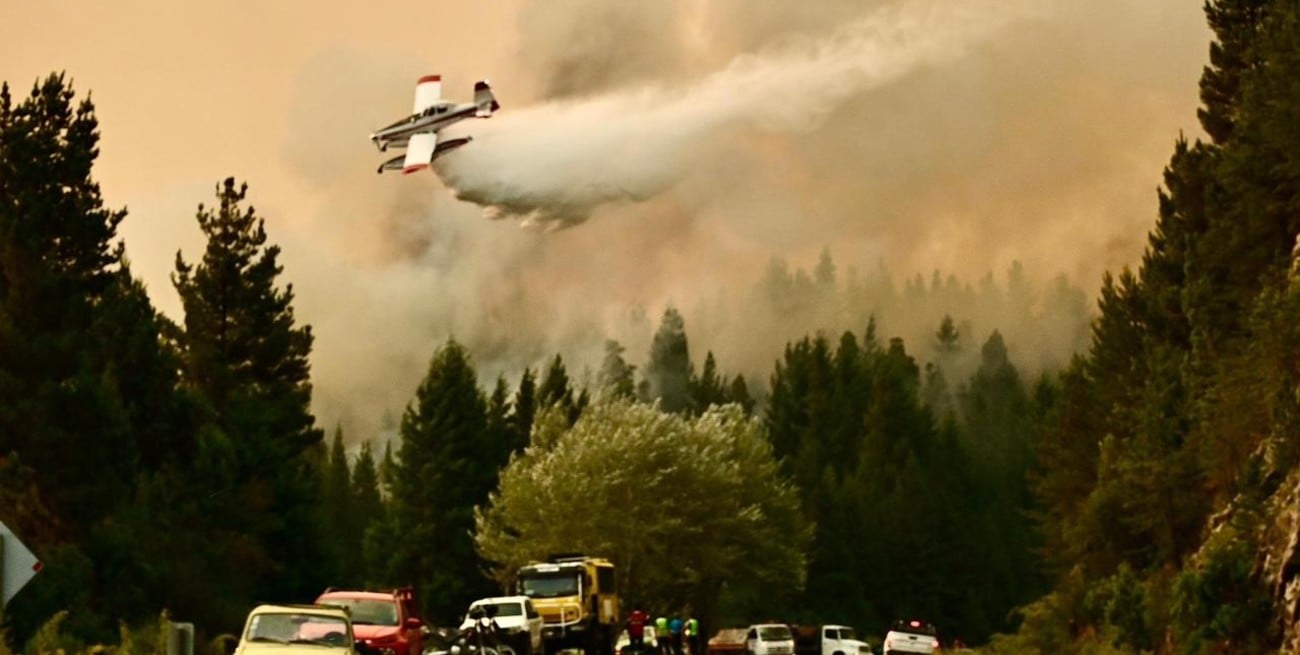 Incendios sin control en Chubut: el fuego avanza sobre zonas pobladas y esperan lluvias que no llegan