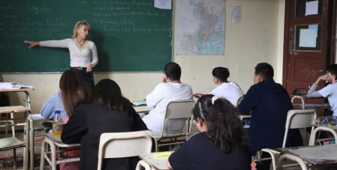 La caída en la finalización del secundario en Rosario marca una señal de alerta