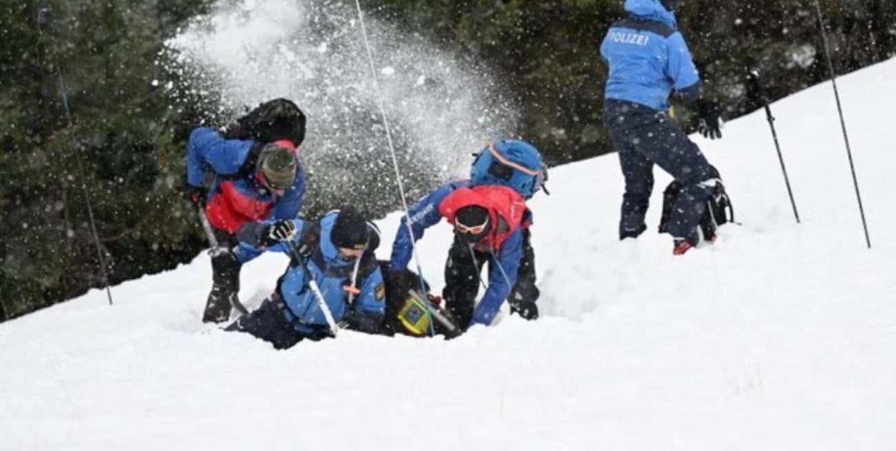 Murió un esquiador británico durante una avalancha en los Alpes franceses