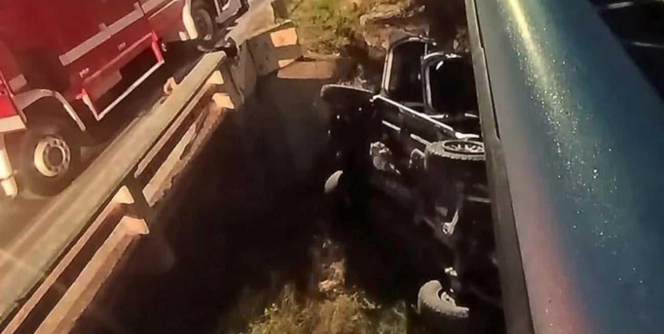 Mendoza: un brutal choque contra un puente dejó dos víctimas fatales