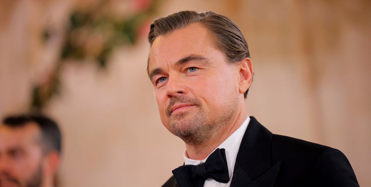 La broma que incomodó a DiCaprio sobre su edad en los Globos de Oro y encendió la polémica