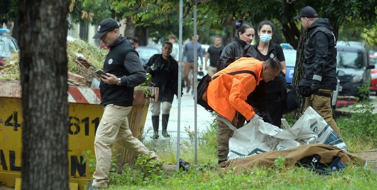 Asalto al camión repartidor: un disparo sin dueño y un arma que no aparece