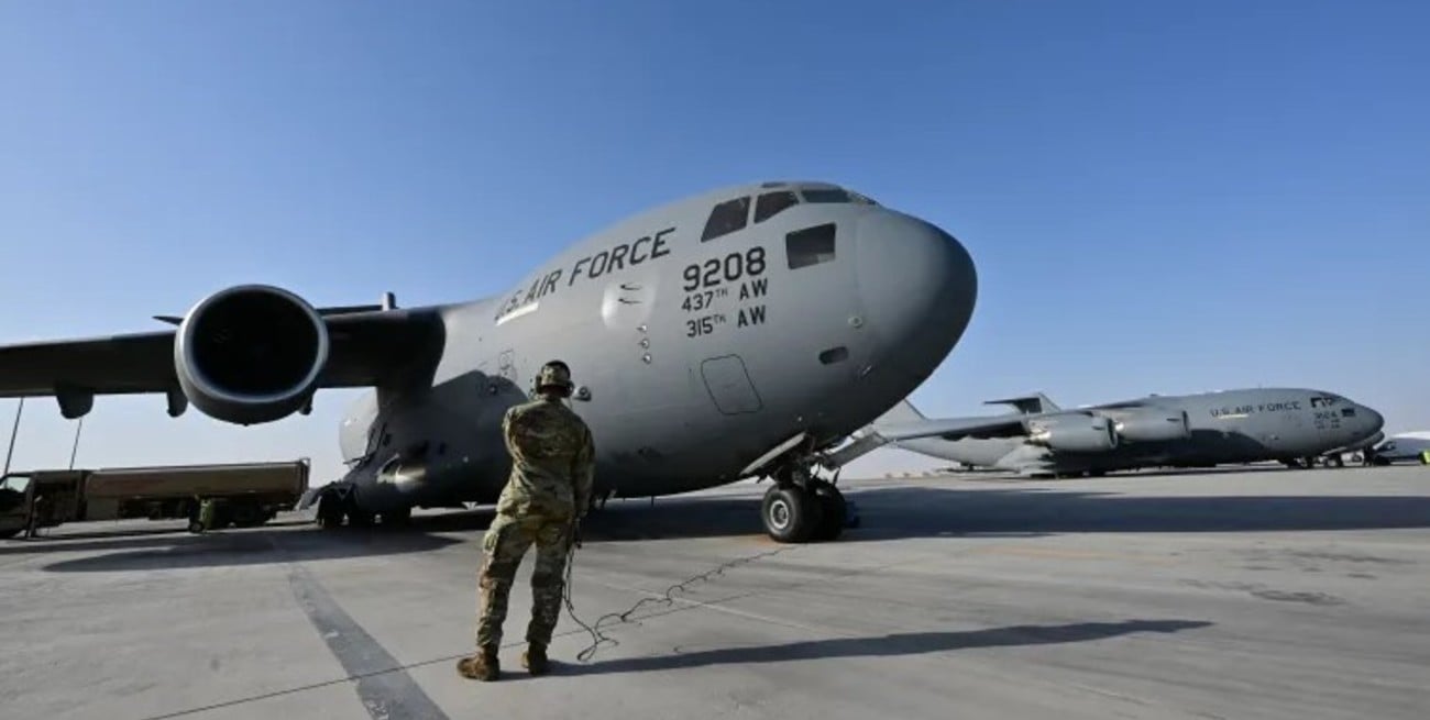 Como Estados Unidos, Reino Unido retirará parte de su personal militar en Qatar