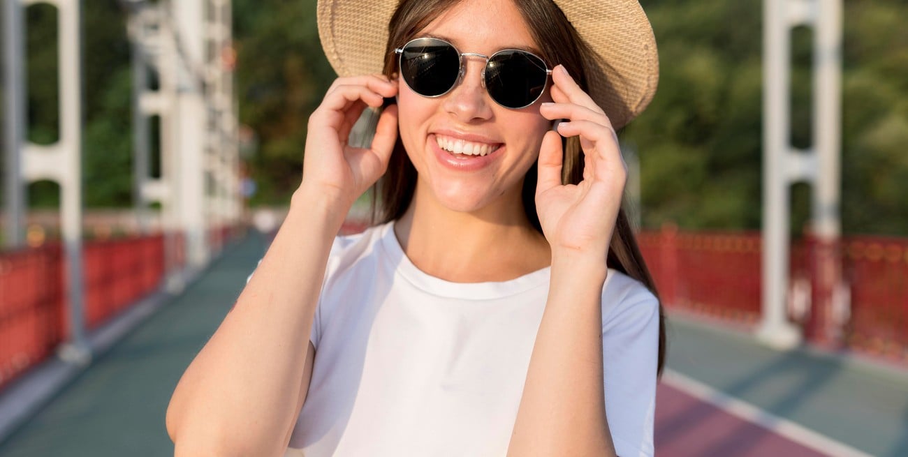 La salud ocular también se protege: claves para usar anteojos de sol en verano