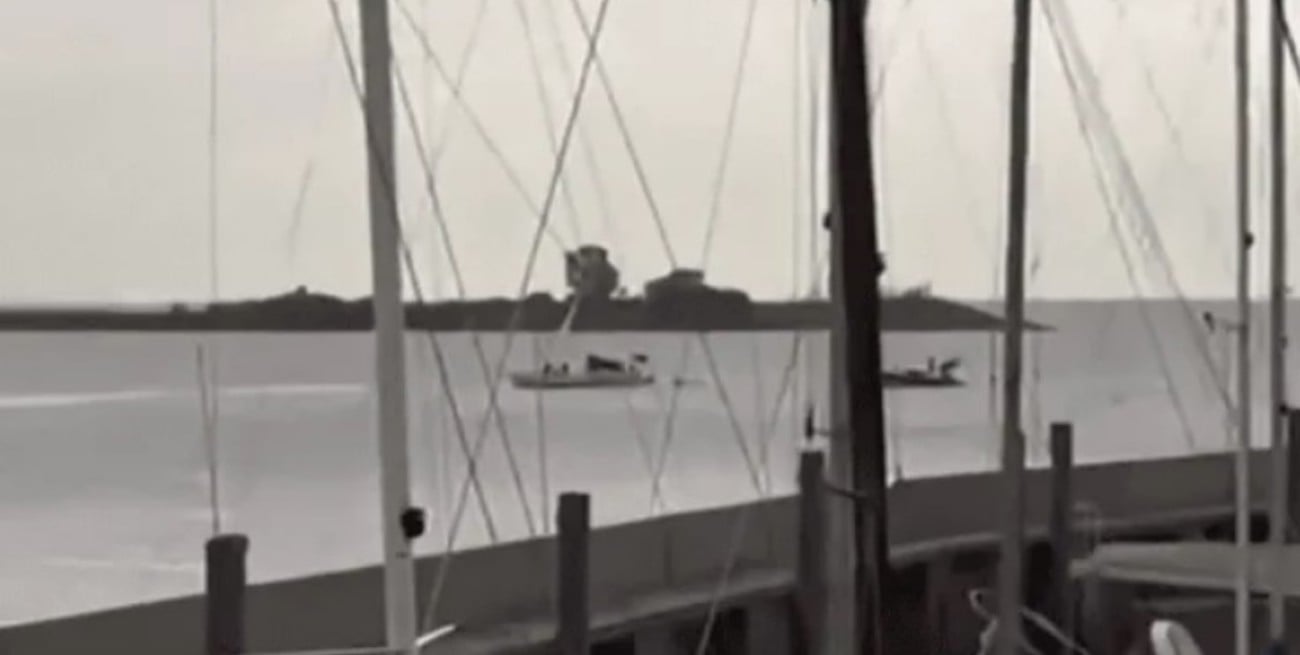 Insolados y deshidratados: rescataron a dos veleristas a la deriva en Puerto Madero