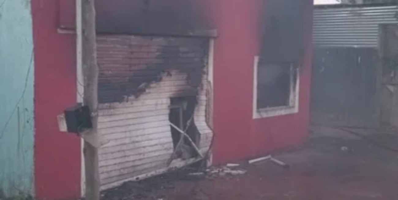 Murieron una mujer y dos niñas tras un incendio en una casa de La Plata