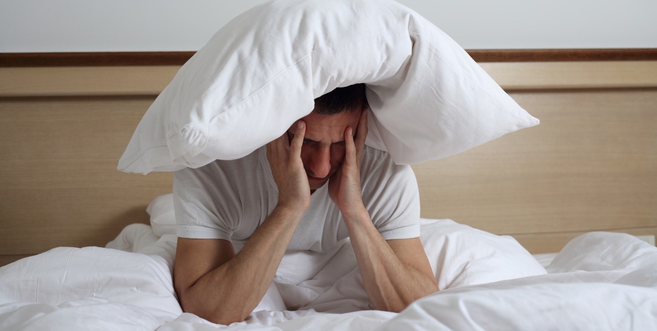 Qué es la ortosomnia: la obsesión por el sueño perfecto que puede empeorar el descanso