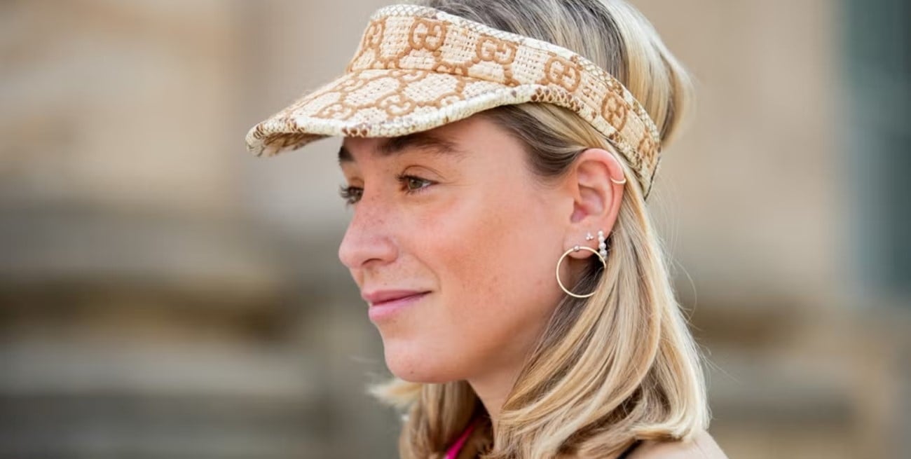 Lujo silencioso: las viseras se convierten en protagonistas del verano 2026