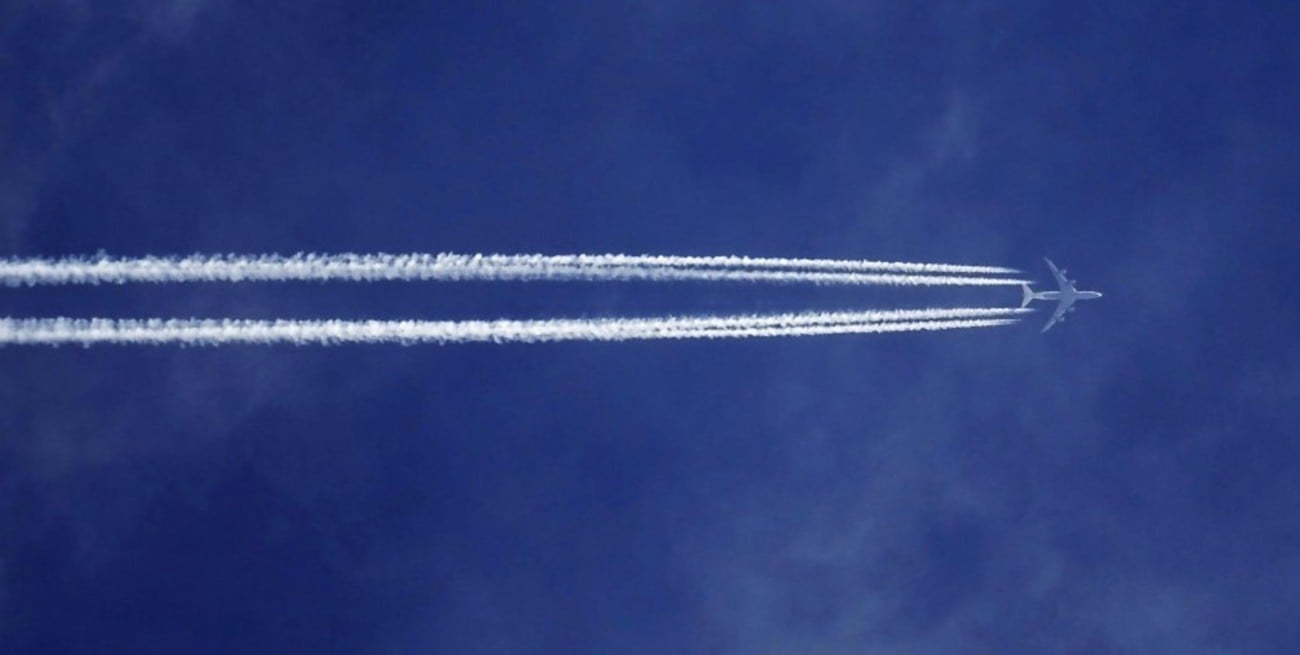 Estados Unidos emitió alertas por peligro en espacio aéreo de varios países