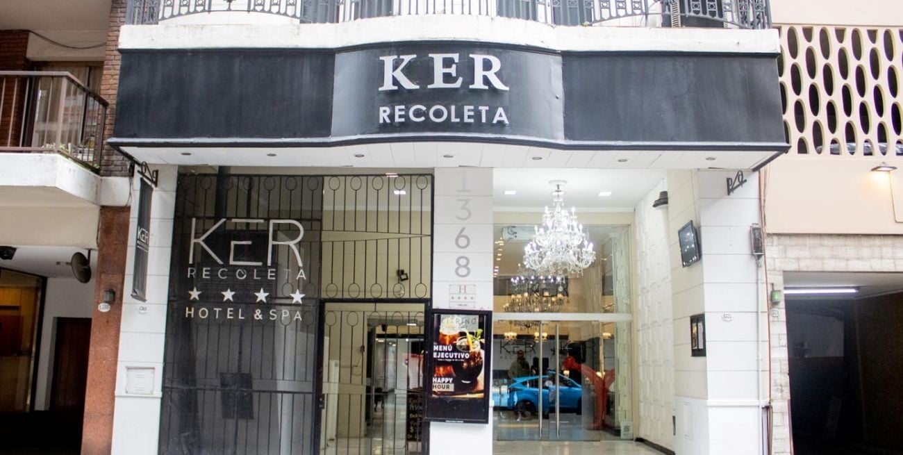 Encontraron muertos a una mujer de 41 años y a su hijo de 7 en un hotel de Recoleta