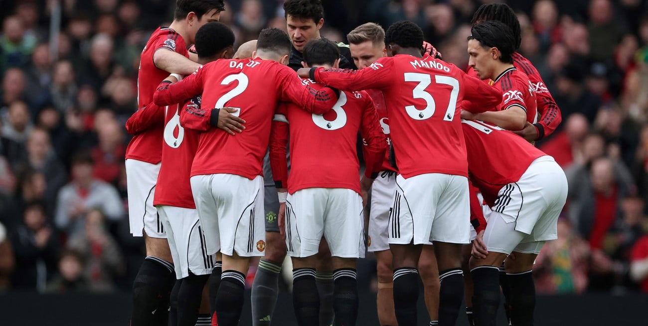 Manchester volvió a ser rojo: el United venció al City, cerró su crisis y relanzó su temporada