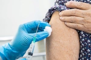 PAMI adelanta la campaña de vacunación antigripal 2026.