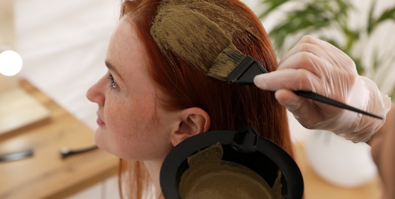 Henna, la alternativa natural que gana terreno frente a las tinturas