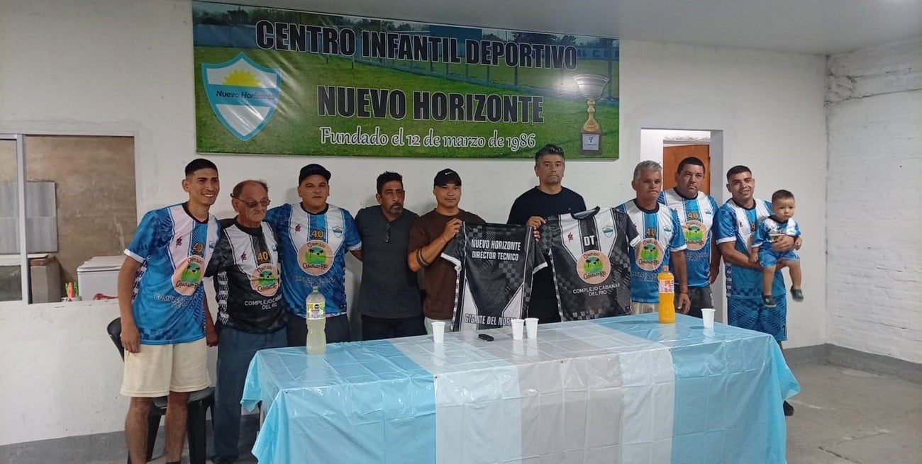 Nuevo Horizonte mostró su nueva pilcha y ratificó el sueño del ascenso