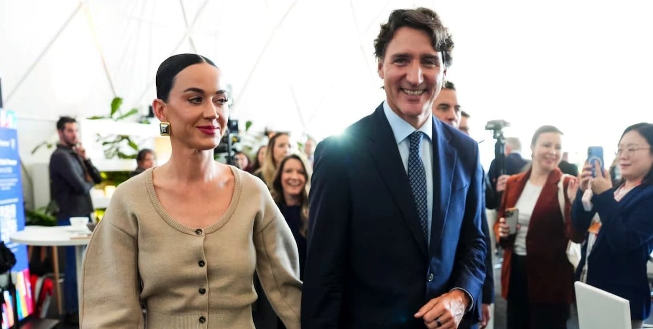 Katy Perry sorprendió en Davos junto a Justin Trudeau