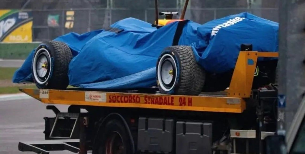 Debut accidentado para Lindblad: choque en el primer shakedown del Racing Bulls 2026