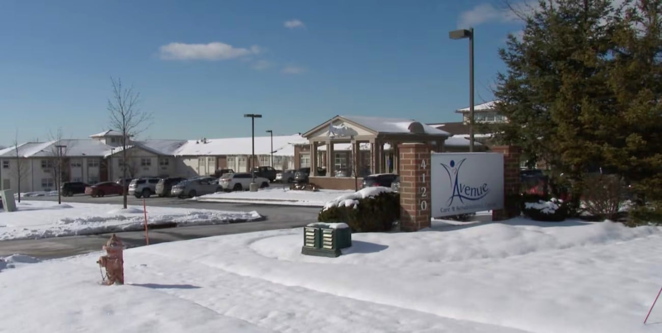 Murió una mujer de 84 años tras quedar encerrada en el patio de un geriátrico en Ohio