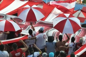 Unión y su gente. Foto: Fernando Nicola.