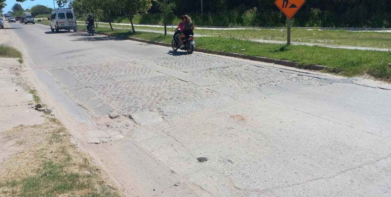 Reparan la mano más antigua de avenida Peñaloza, mientras construyen la nueva