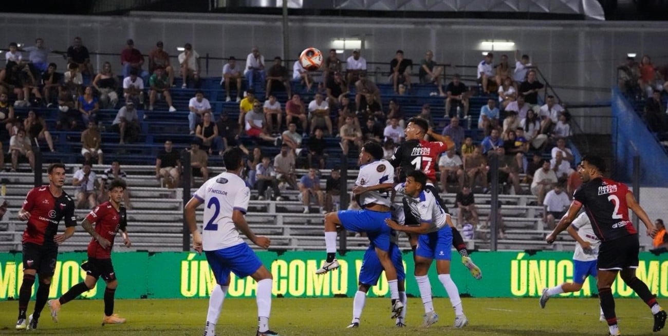 Por penales, Colón perdió con Paysandú en su segundo amistoso del año