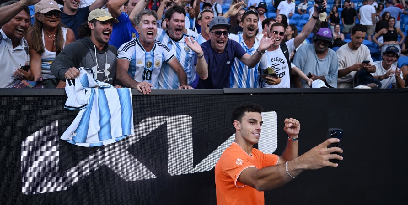Cerúndolo venció al ruso Rublev y se metió en octavos del Australian Open