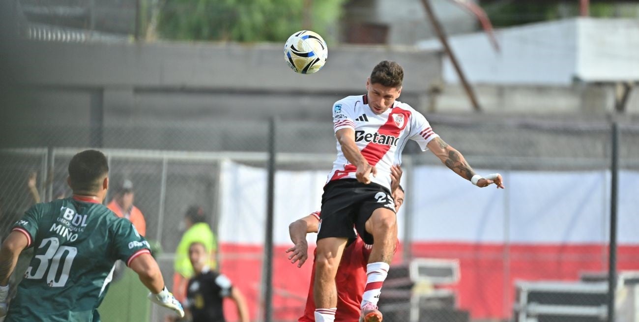 River comenzó el Apertura 2026 con una victoria 1-0 frente a Barracas Central