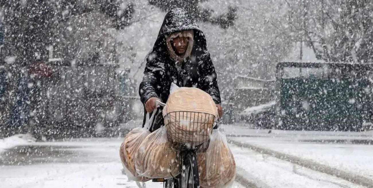 El invierno golpea con fuerza a Afganistán: más de 60 fallecidos por el temporal