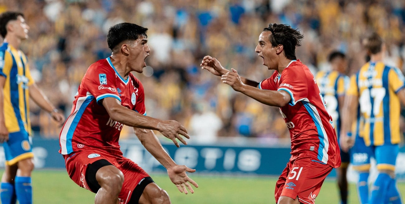 Belgrano se lo dio vuelta a Rosario Central tras nueva polémica por un penal