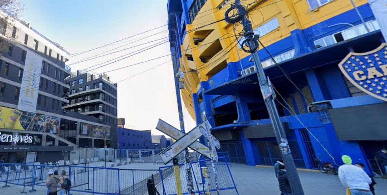 Incendio frente a La Bombonera: se prendió fuego un restaurante en la previa del partido de Boca