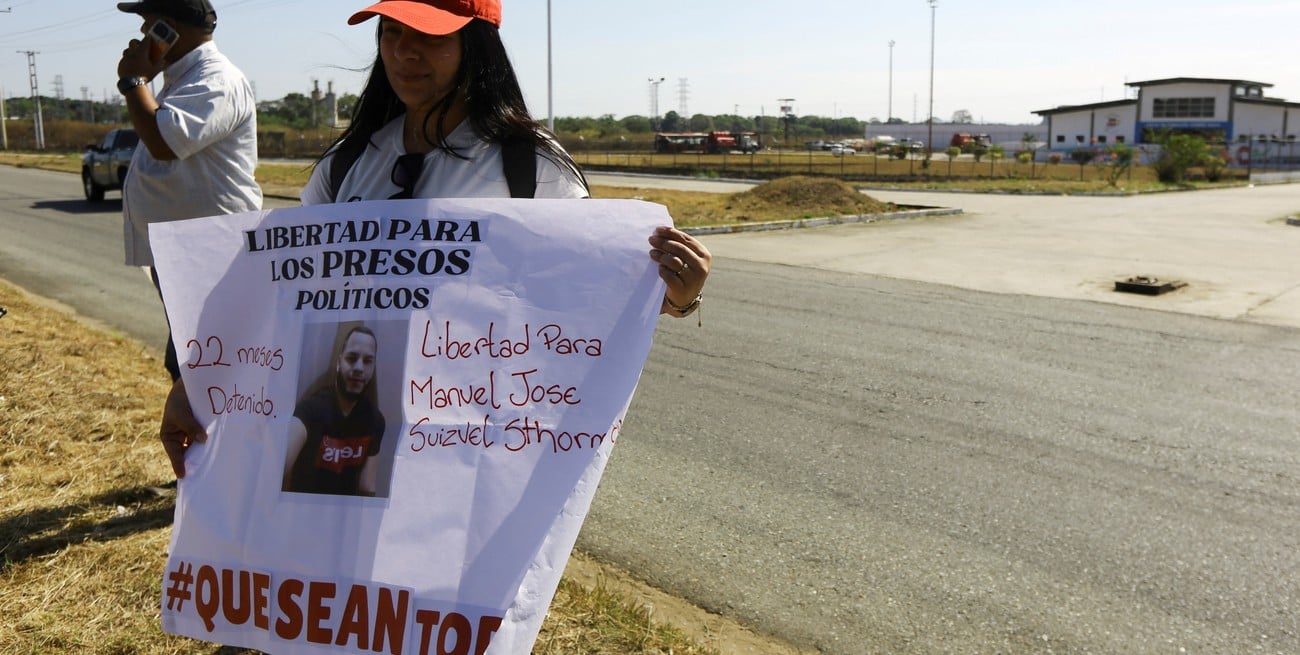 Anuncian liberación de 80 presos políticos detenidos en Venezuela