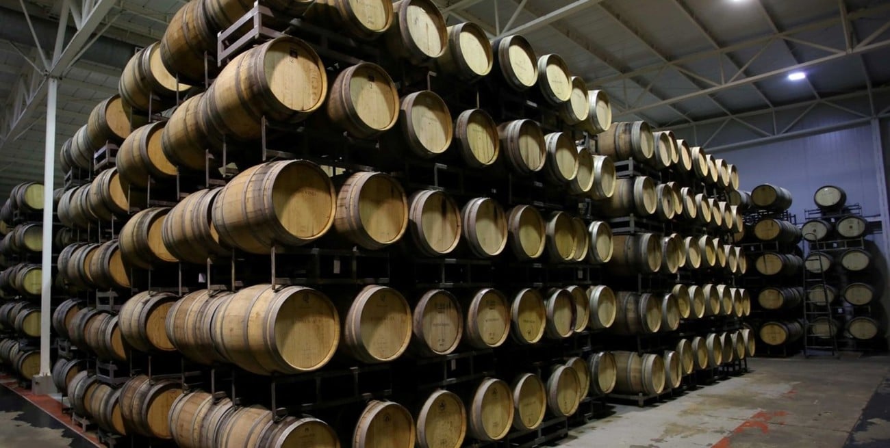 Bodegas acumulan cheques rechazados y crece la preocupación en el sector vitivinícola 