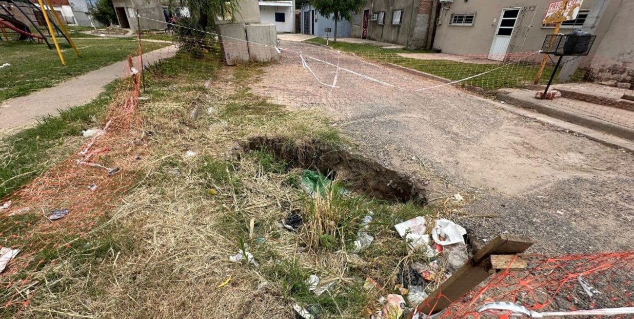 Vecinos de Barranquitas Oeste denuncian abandono urbano y riesgos por hundimientos