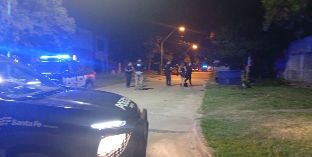 Disparos desde un auto en marcha: dos hombres resultaron heridos en barrio Las Vegas de Santo Tomé