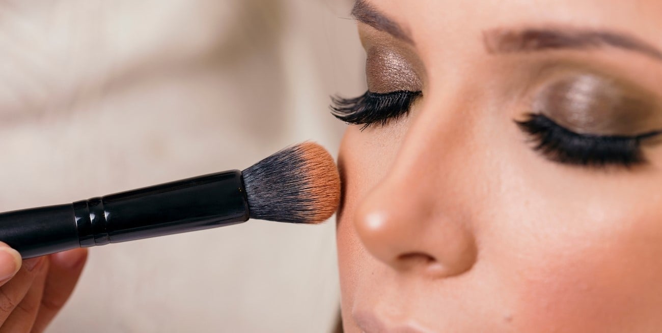 El error que acorta la duración del maquillaje y cómo evitarlo