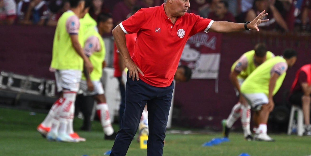 Leo Madelón: “Quiero felicitar a los jugadores porque fue digno lo que hicieron”