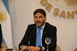 “En Santa Fe es muy raro que un dirigente agreda a otro. Y a mí nunca me van a escuchar hacerlo”, dijo el gobernador.
