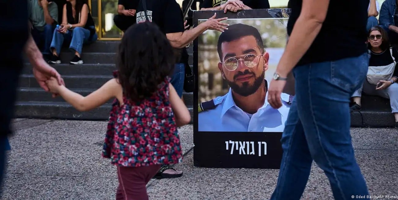 843 días, 250 sillas